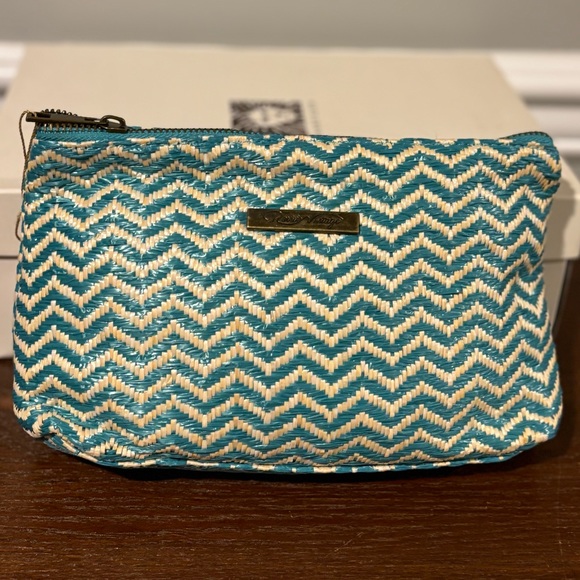 Women's Make up/travel bag - Great for wknd trips/vacations by Revive Vintage - Picture 4 of 11